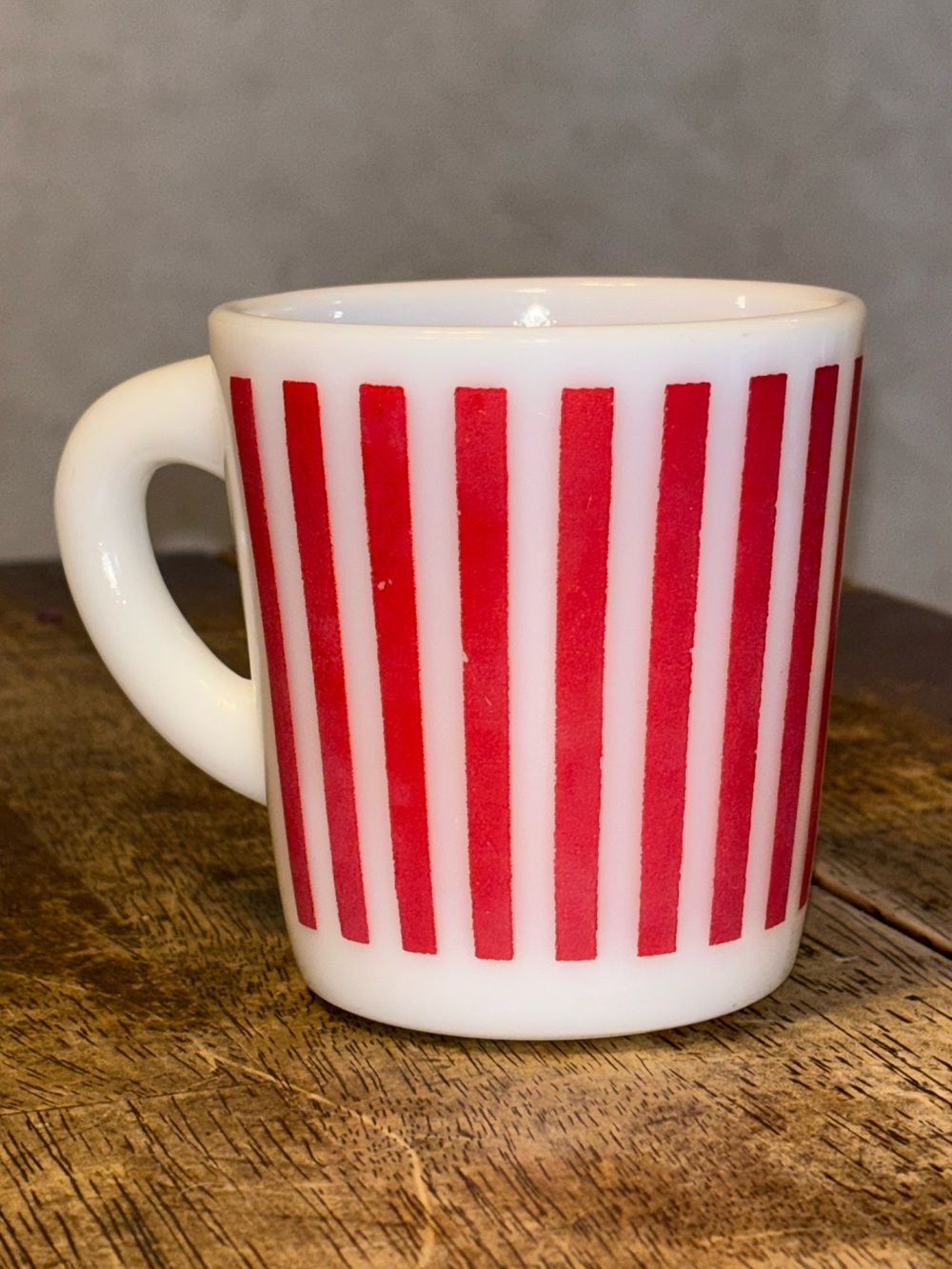 Vintage Hazel Atlas Red Candy Stripe Milk Glass Mug coffee tea